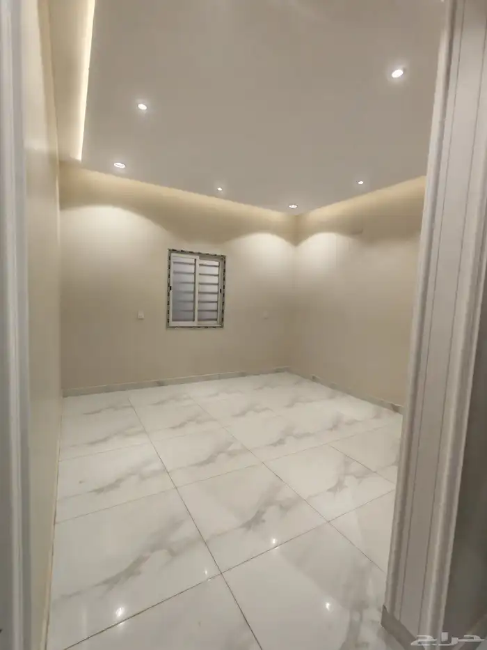 للبيع بأبها المحاله دور ارضي بحوش واسع ب 590 الف 18