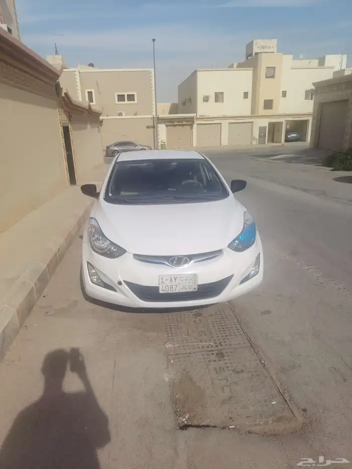 سيارة النترا موديل 2014 قير عادي ممشى 190 0