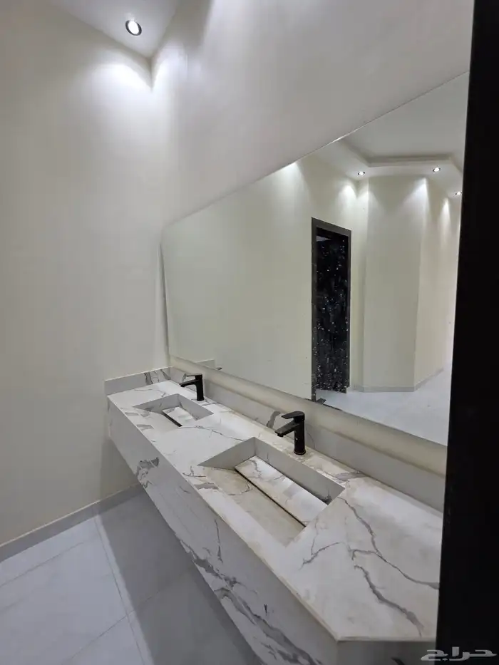 الدور ارضيه الشفاء حي بدر 6