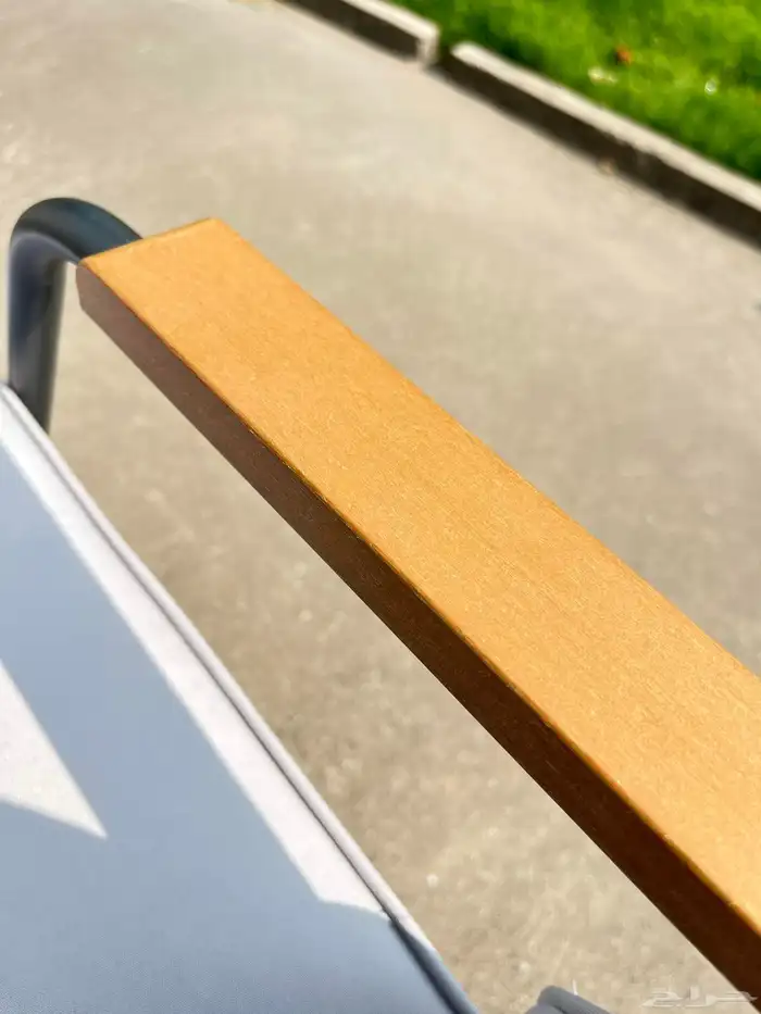 جلسة خارجية ل 5 أشخاص 3