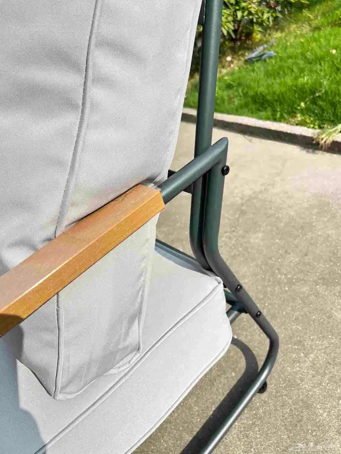 جلسة خارجية ل 5 أشخاص 2