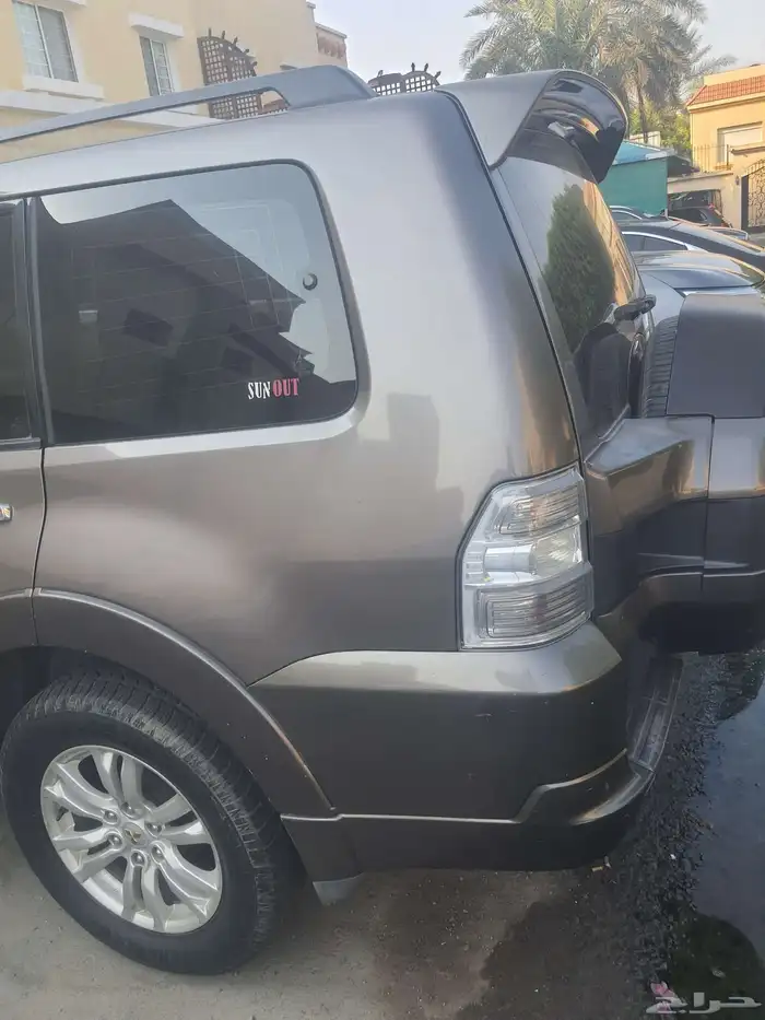 متسوبيشي باجيرو 2015 3