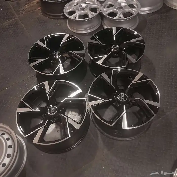 طقم جنوط اودي مقاس 18 2