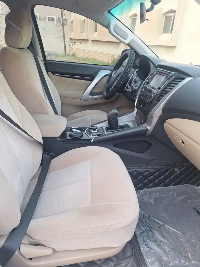 جيب مونتيرو متسبيشي موديل 2019 دبل مخزن لازال بكفرات الوكاله 2