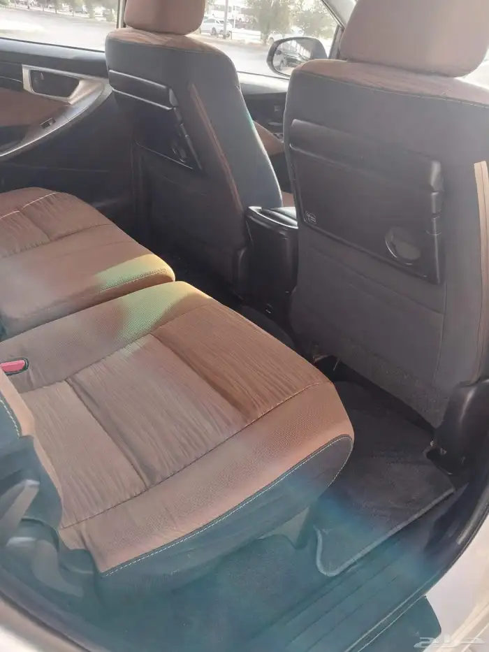 للبيع تويوتا انوفا موديل 2018 7