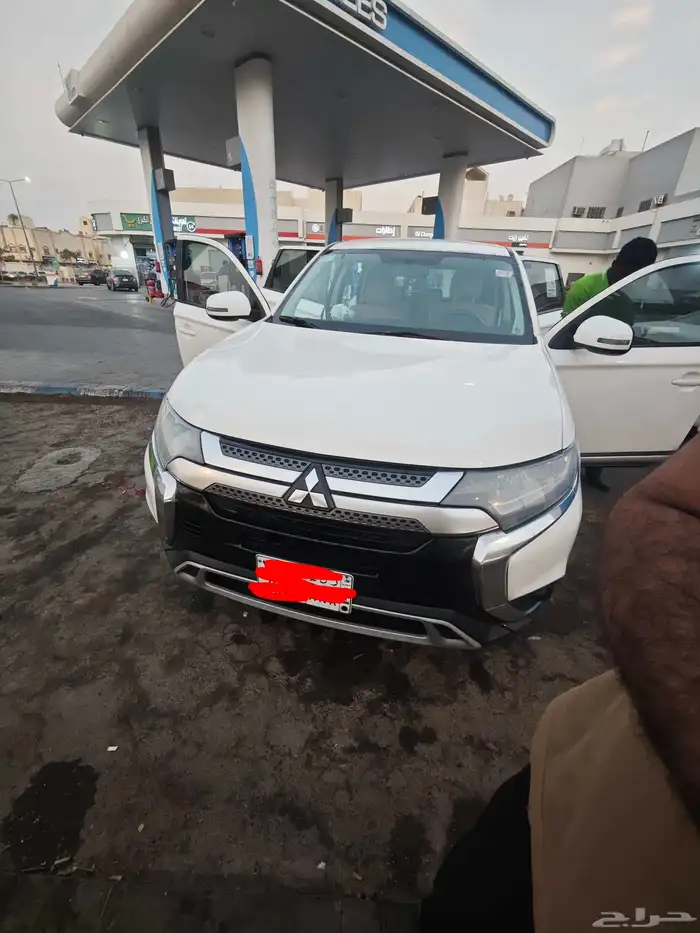 ميتسوبيشي اوتلاندر 2019 2