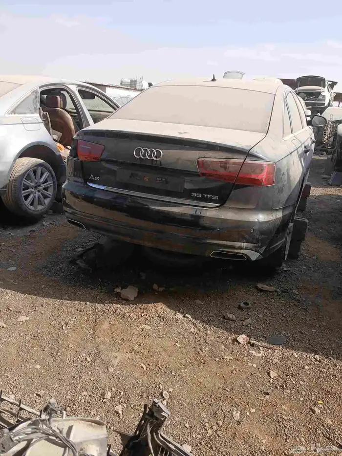 لدينا قطع غيار السيارات اودي لي الاستفسار هذ رقم 4