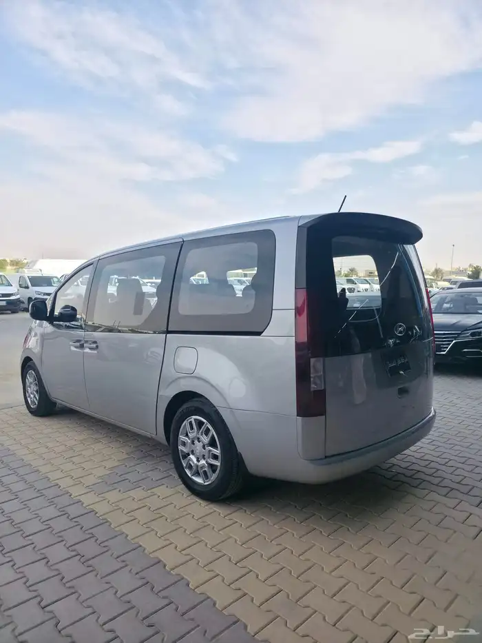 هونداي ستاريا 2022 6