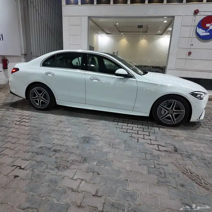 مرسيدس C200 2025 AMG اصفار وارد كوري 27