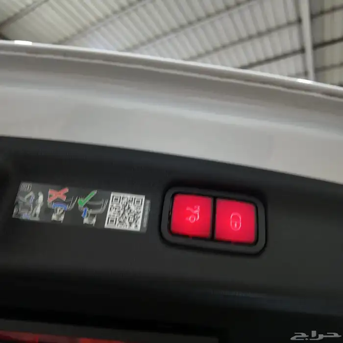 مرسيدس C200 2025 AMG اصفار وارد كوري 29