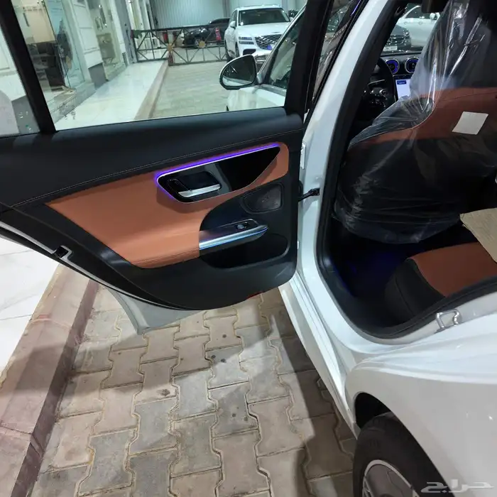 مرسيدس C200 2025 AMG اصفار وارد كوري 14