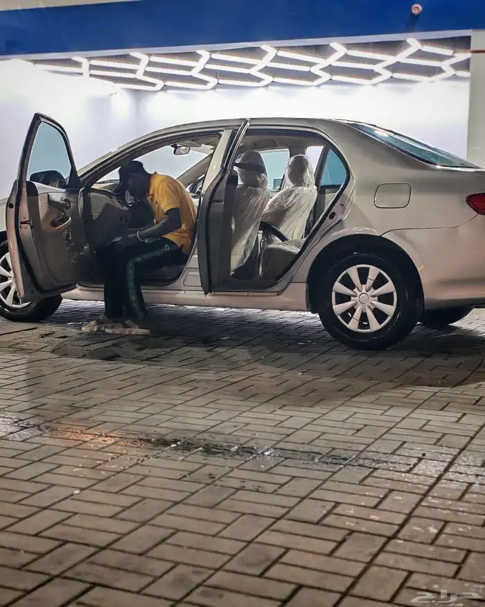 تويوتا كورولا 2010 3