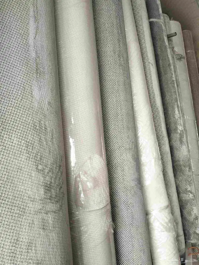 يوجد لدينا موكيت تركى وامارتى ووطني وجميع انواع الفنيل بلجيك 7