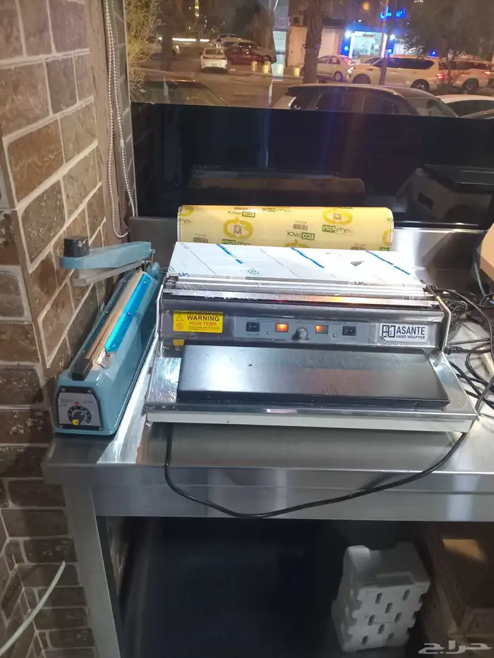 اغراض محل خضار و بقاله للبيع 4