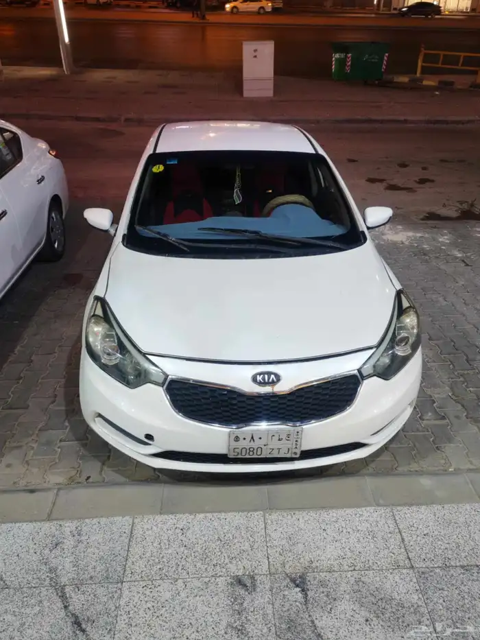 كيا سيراتو 2015 ممتازه لا تحتاج الي شئ للبيع العاجل 8