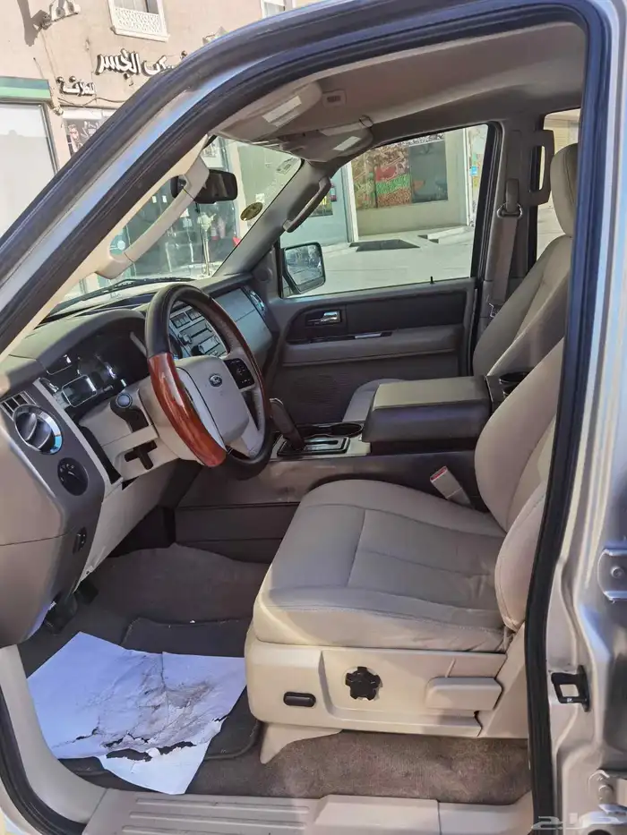 فورد اكسبديشن 2012 5