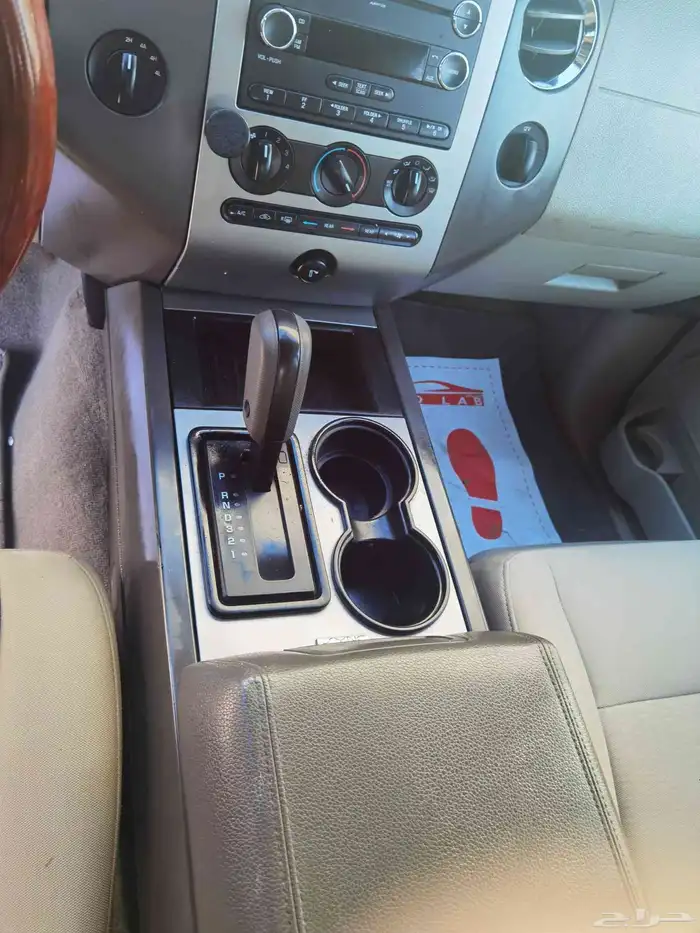 فورد اكسبديشن 2012 9