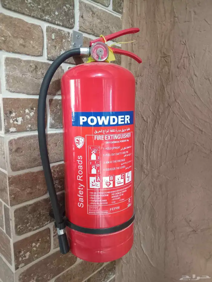 اغراض محل خضار و بقاله للبيع 8