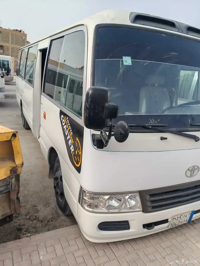 تويوتا باص 2010 2