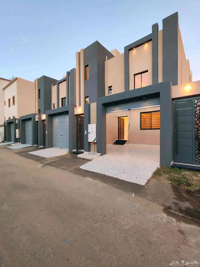 للبيع روف علوي بملحق وبايكه سياره مخطط 6 شمال الخميس 0