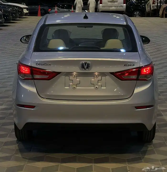 شنجان ال سفن استاندر 2026 1