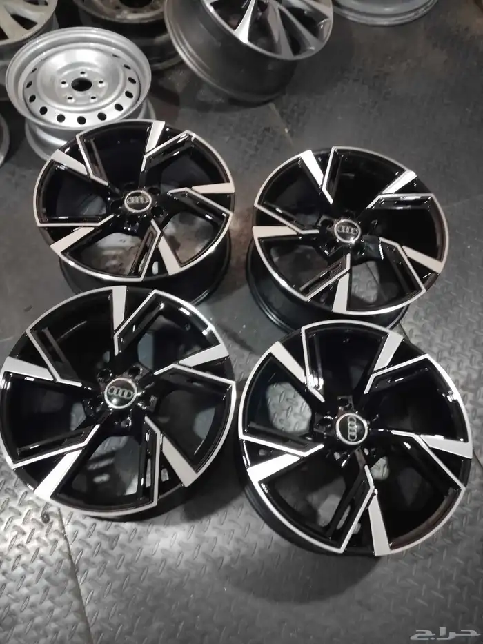 طقم جنوط اودي مقاس 18 4