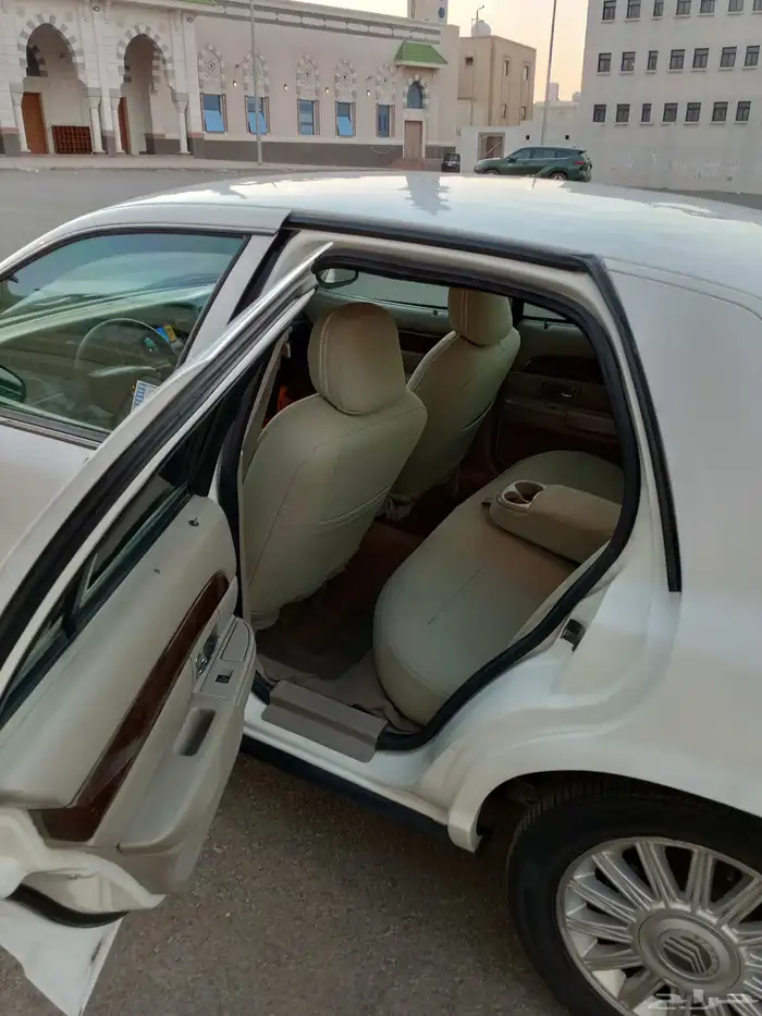 فورد ماركيز 2011 نظيف بيع مستعجل 4