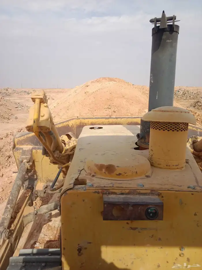 سائق بلدوزر يبحث عن عمل يشتغل في أي مكان يروح وسايق رصاصه 0