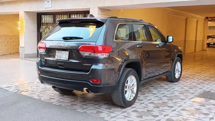 جراند شيروكي 2017 نظيف جدا 0