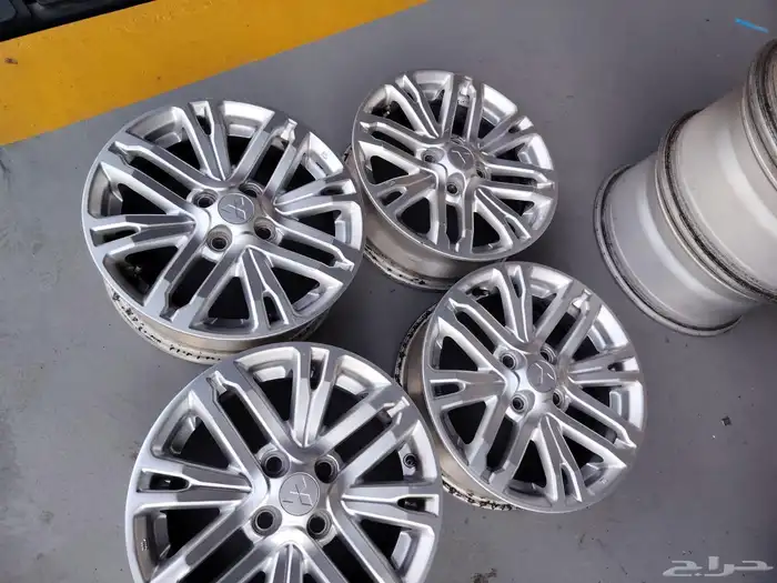 جنوط ميتسوبيشي ادراج اصلي وكاله على الشرط مقاس 15 3