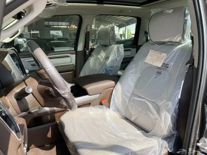 دودج رام 1500 لارامي موديل 2025 عروض نهاية السنه 7