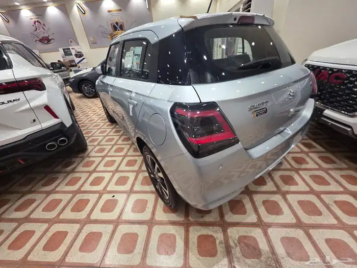 سوزوكي سويفت GLX فل كامل 2025 2