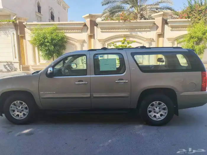 للبيع يوكن شاص طويل اللون موكه 3