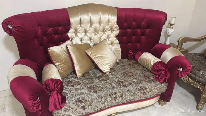 كنب بحالة ممتازة 0