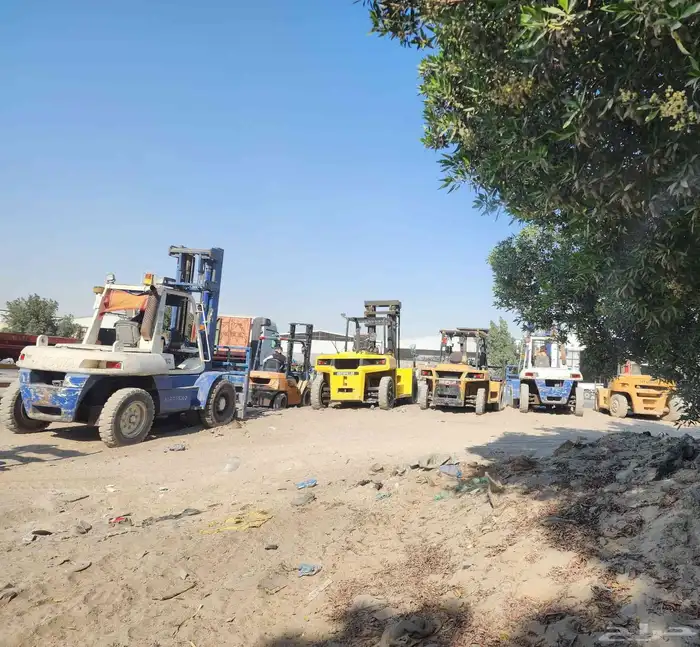 رافعه شوكيه فوركلفت للايجار الظهران 1