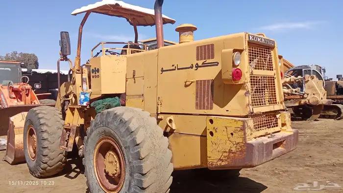 للبيع شيول كماتسو W90 مكينه وقير على الشرط فيه بعض التهريبات 1