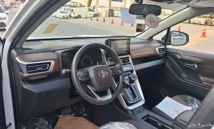 تويوتا انوفا GL بنزين 2026 4