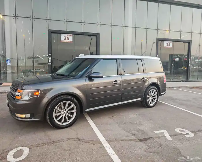 سيارة عائلية فورد فلكس 2015 0