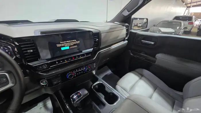 سلفرادو Z71 تري بوس 2024 10