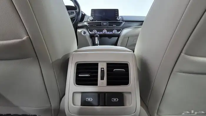 هوندا اكورد فل 2022 16