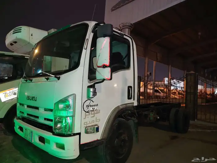 ايسوزو دينا 2014 عادي بدون تيربو 2