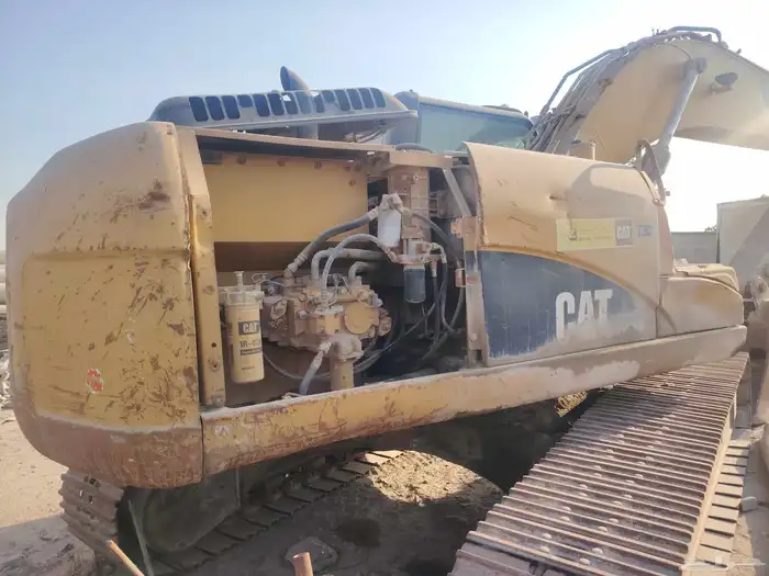 حفار كاتر 320 2