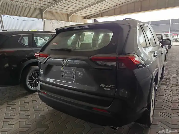 تيوتا راف فور 5