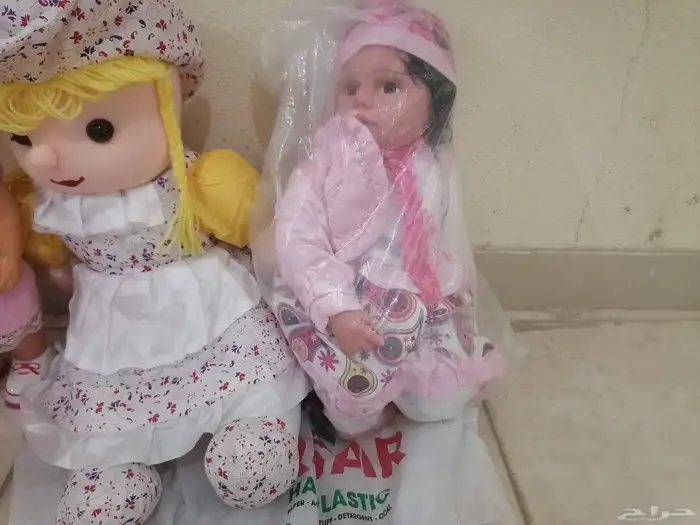 غرفة نوم وأشياء أخرى للبيع عصافير ومكنسة وشلال 11