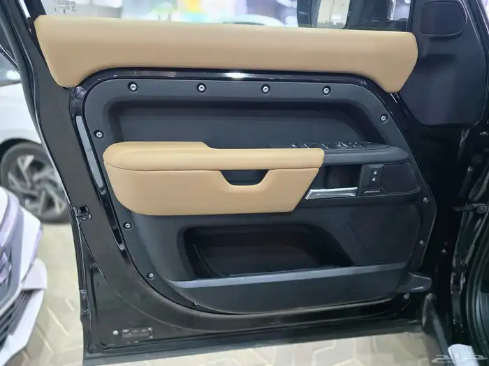 لاند روفر ديفندر HSA فل كامل موديل 2026 سعودي الناغي 8