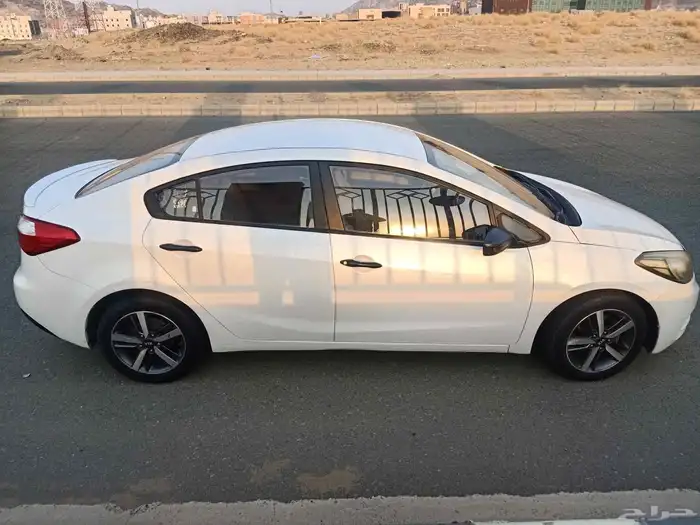 كيا سيراتو 23