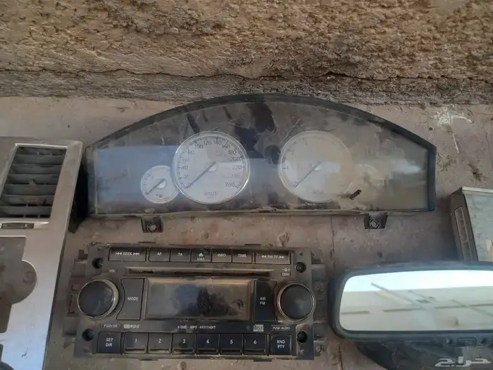 قطع غيار كلايسلر 2006 3