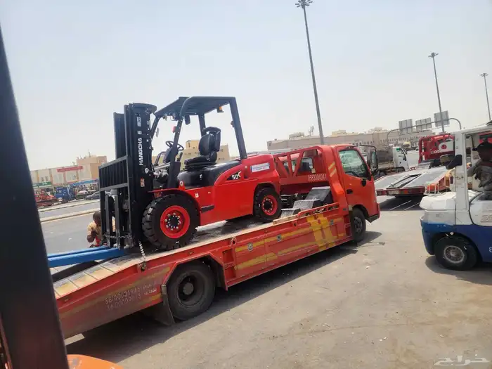رافعة شوكية للايجار Forklift for rent 2