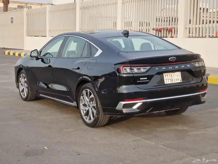 فورد توروس 2023 5