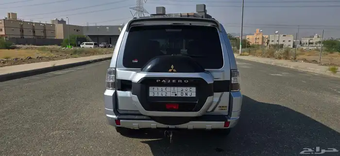 ميتسوبيشي باجيرو موديل 2016 فل كامل العلامات الذهبية 4